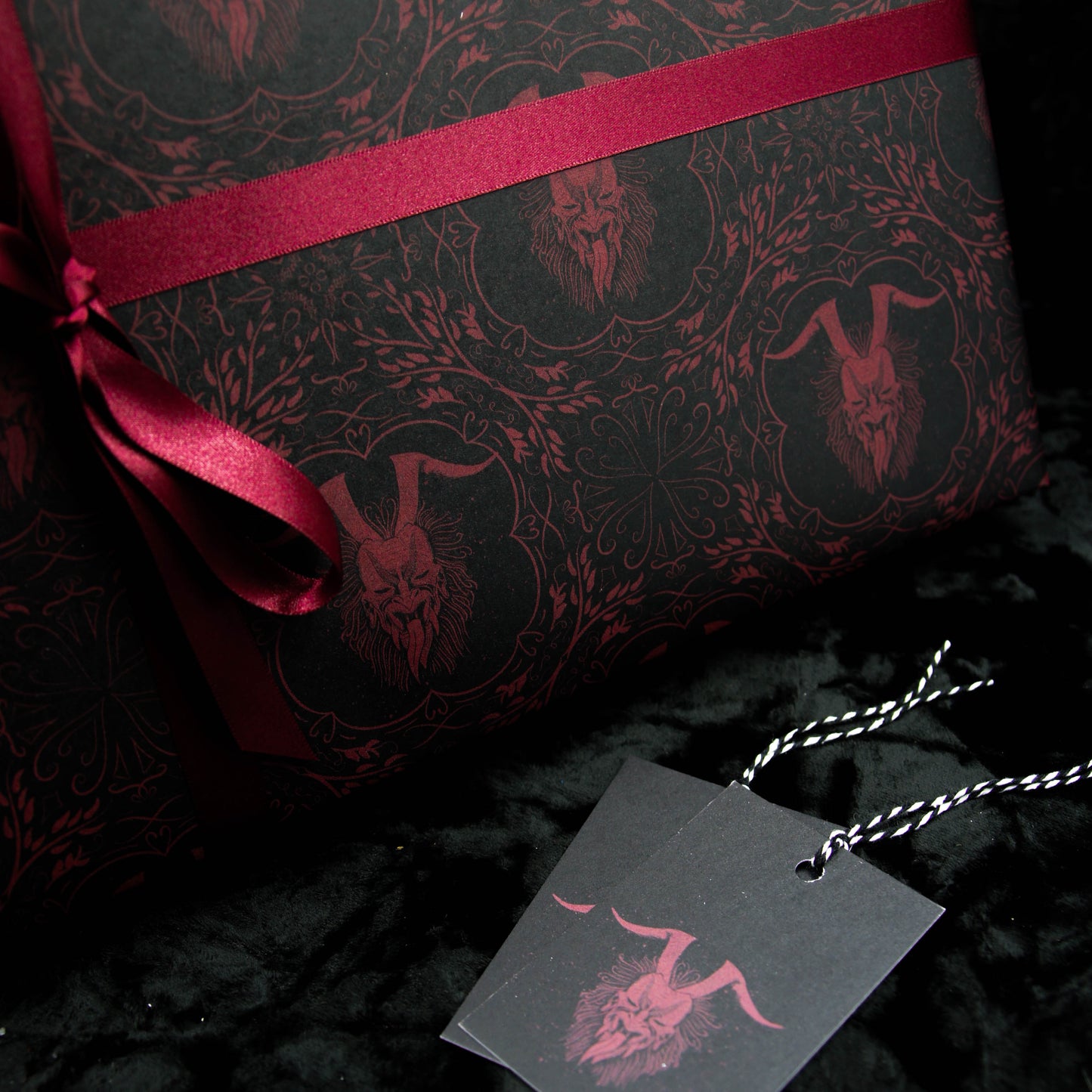Papier d'emballage Krampus | Noël gothique