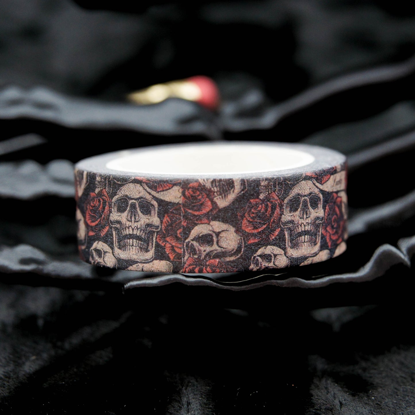 Cinta washi vintage con calavera y rosa roja