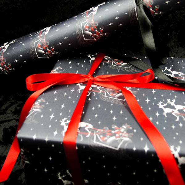 Papier d’emballage Krampus Sleigh| Emballage cadeau de Noël gothique